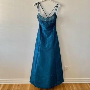 Joli Prom teal blue maxi beaded ball gown prom dress size medium